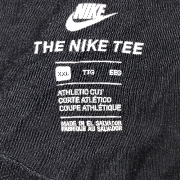 The Nike Tee XXL Black Tiger Shirt - Picture 3 of 3